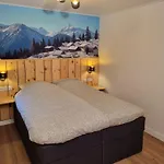 Alpin Haus Kloesterle アパート Wilden
